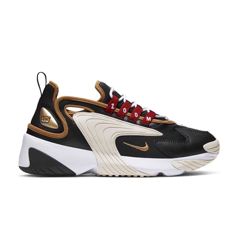 NIKE | Zoom 2K Icon Clash in Black/White/Sail/Metallic Gold
